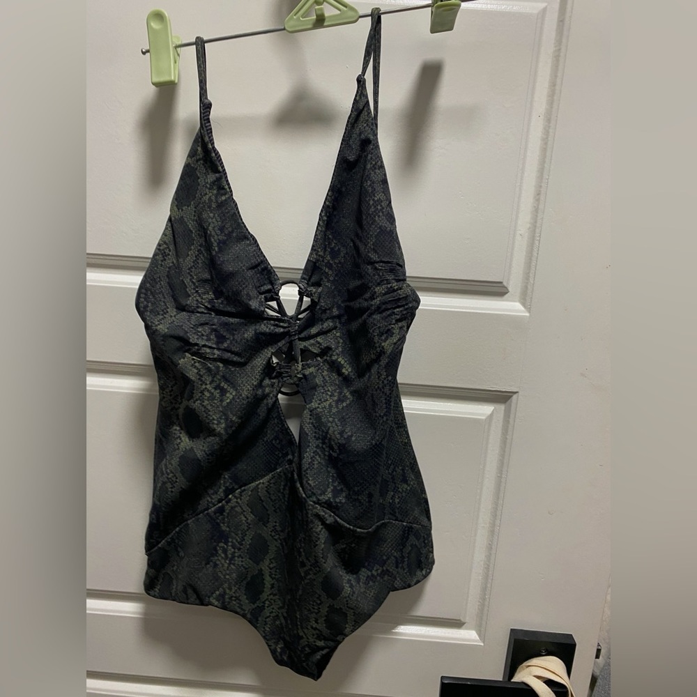 Acacia Kokomo Sage Python Size Sm - image 1